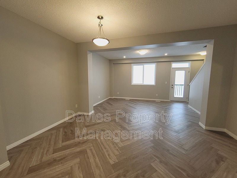Edmonton Townhouse for rent - 3 Bedrooms — photo 5