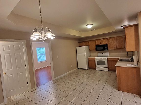 5th image of 1115 Oatlands Park
