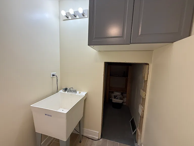 1110 N Christiana Ave — Photo 17