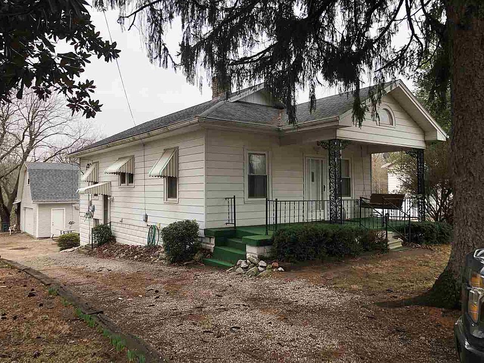 2nd image of 5910 Broadway Ave