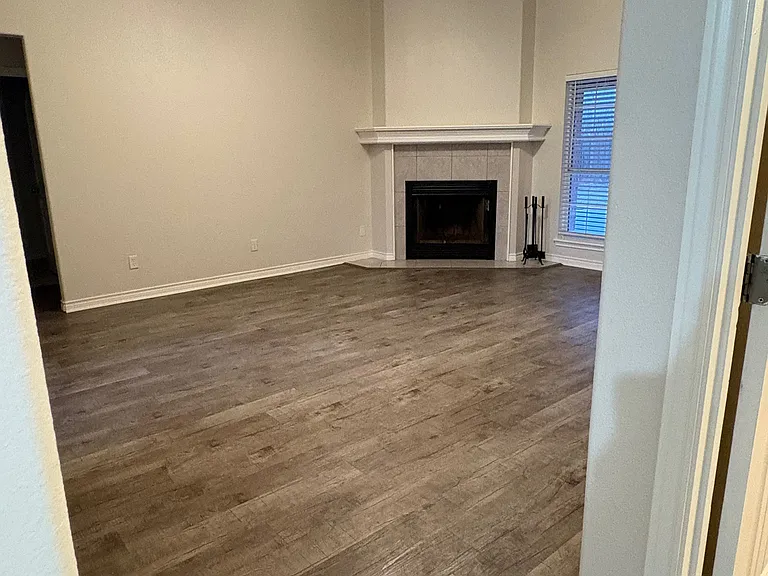 5417 Yellow Brick Rd — Photo 7