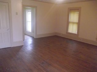 203 Peru St #UP, Walnut, IL 61376