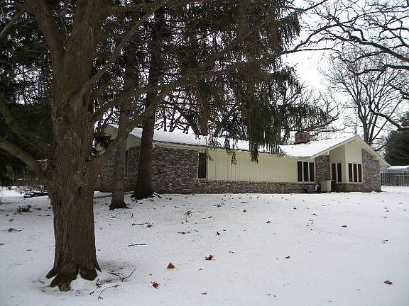 2nd image of 1150 Old River Road Ct