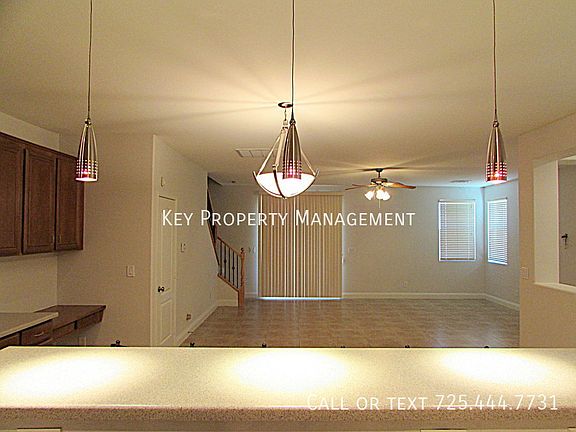 4th image of 1362 Crystal Hill Ln Unit 2