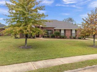 219 Fairview Dr, Brandon, MS 39047