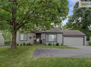 4805 W 75th St, Prairie Village, KS 66208