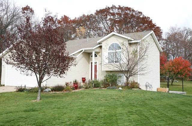 1st image of 3814 Giddings Dr SE