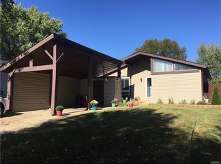 2505 Blue Heron Dr, Florissant, MO