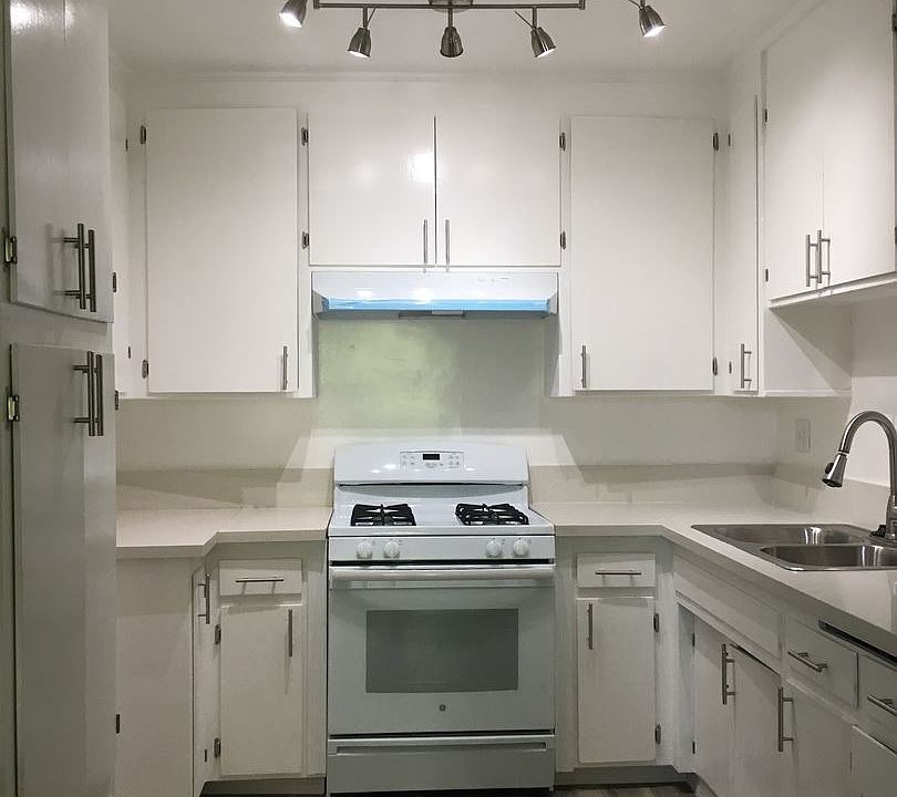 1st image of 14808 Blythe St APT 2