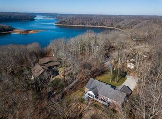 330 Fire Lake Dr, Manchester, TN 37355