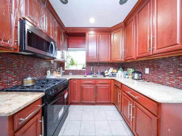 146 Cedar Avenue image 12 of 22