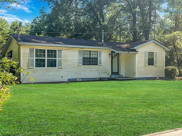1164 3rd Street E, Estill, SC 29918