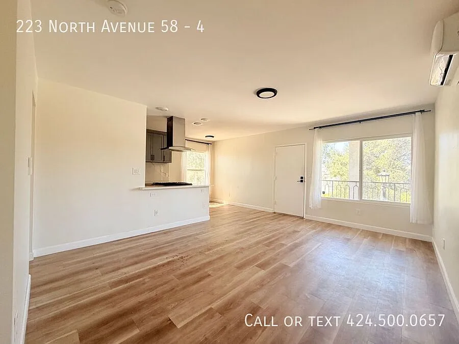 Modern 2BR/1BA in Highland Park Metro Across the Street — Photo 2
