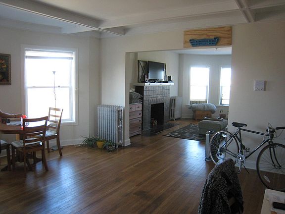 4th image of 1354 N Kedzie Ave
