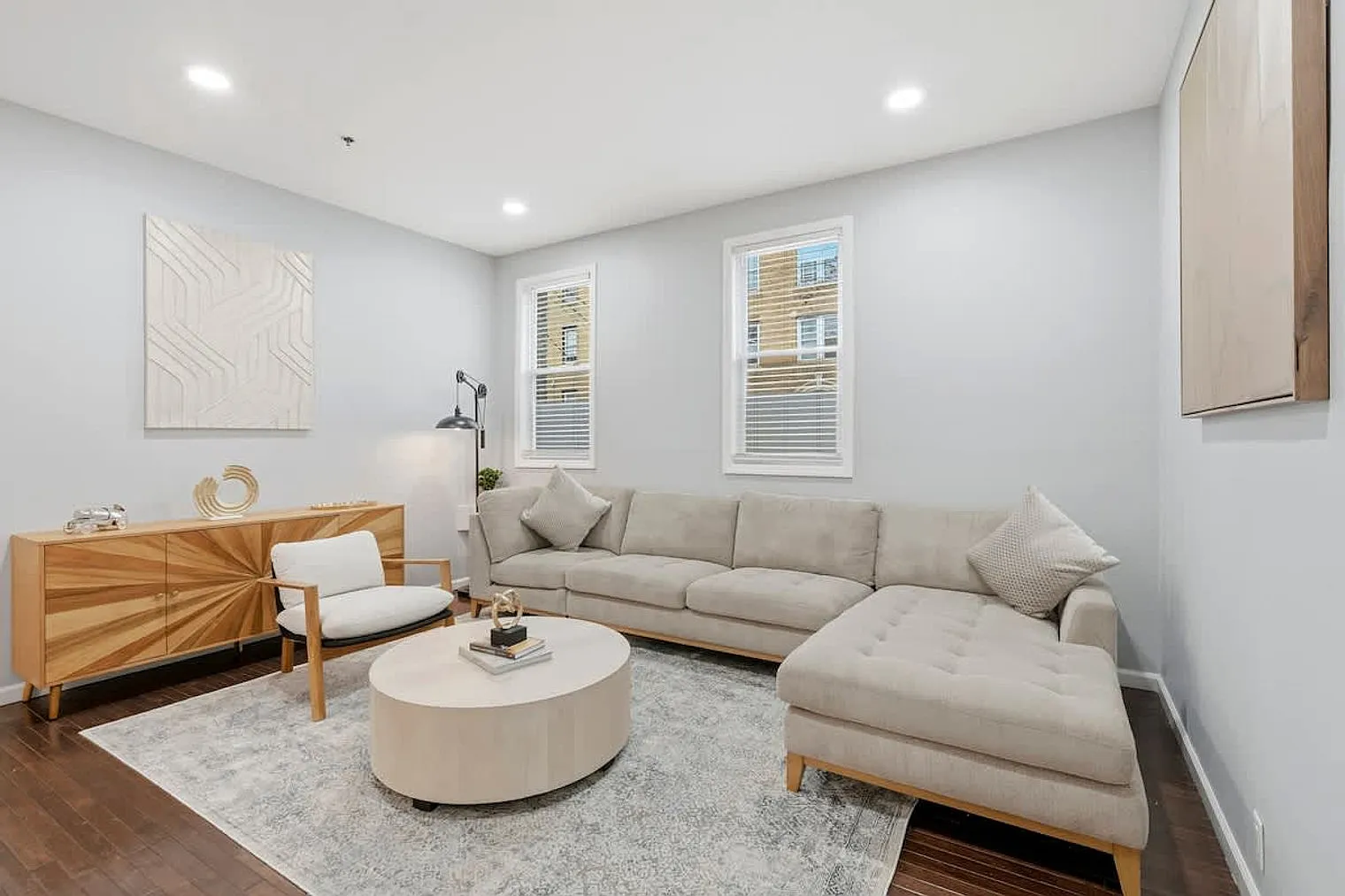 3 bed, 2.0 bath, 1496 sqft, $6,430 — Photo 1