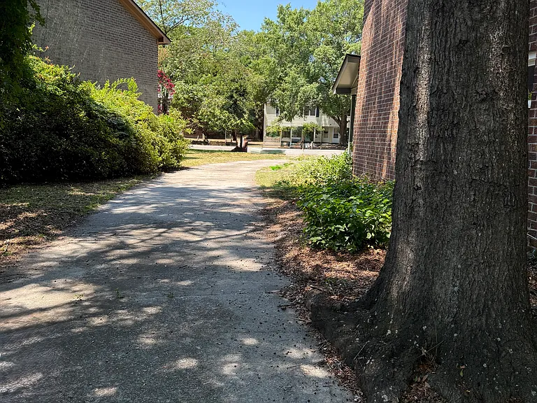 10 Commercial Row — Photo 5