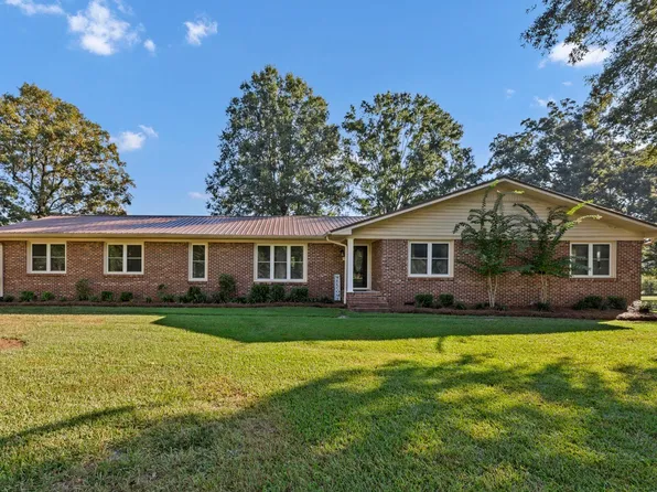 102 Dry Gulch Rd, Saluda, SC 29138