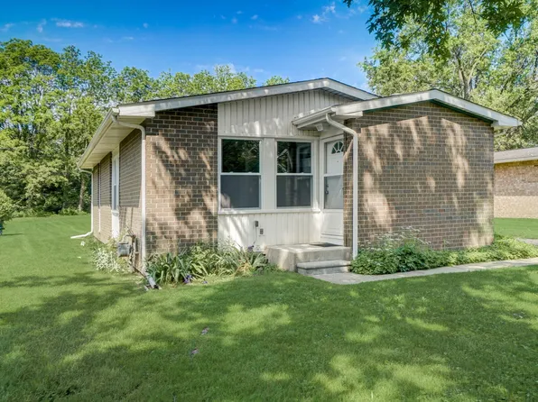 3120 La Salle Dr, Ann Arbor, MI 48108