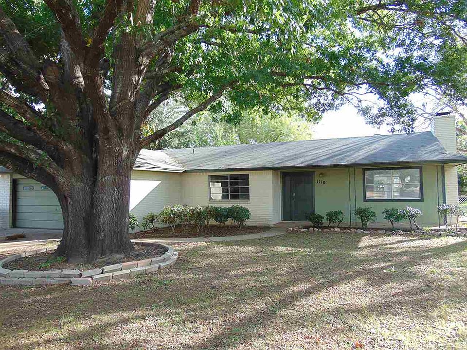 1st image of 1110 Hackberry Dr