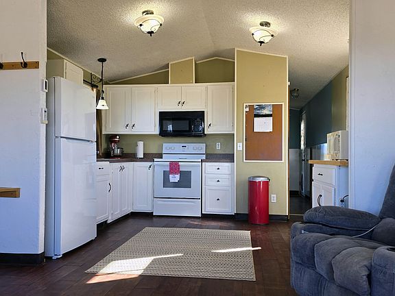 5th image of 20063 S Dale Evans Rd