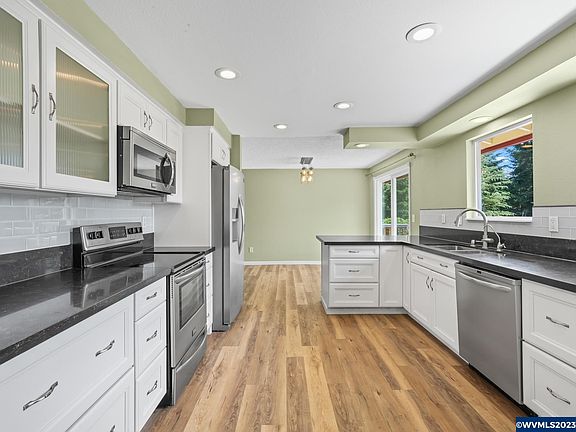 4th image of 23167 SE Van Curen Rd