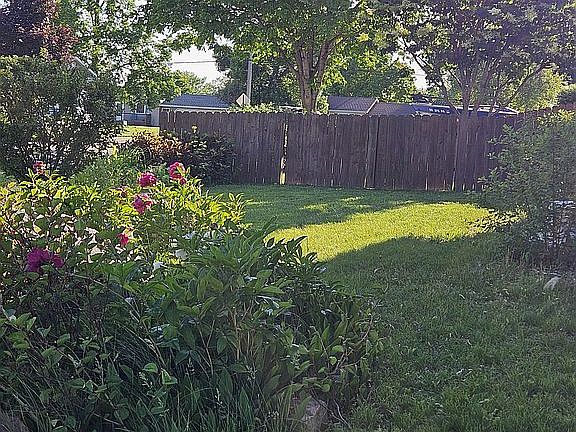 2nd image of 203 Anchor Dr