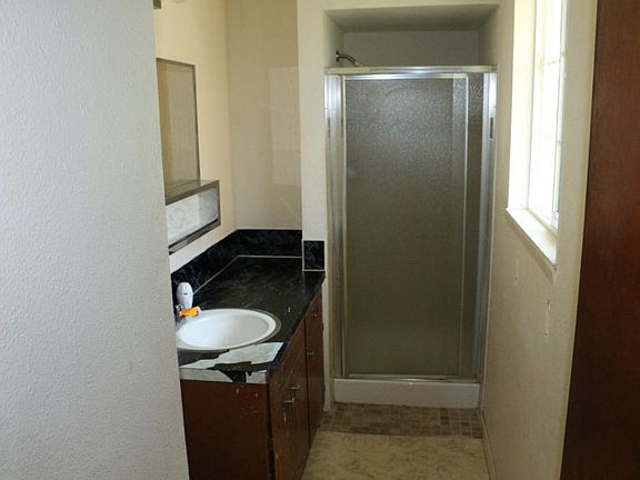3rd image of 14415 25th Ave E