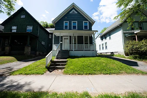 559 S Goodman St Photo 1
