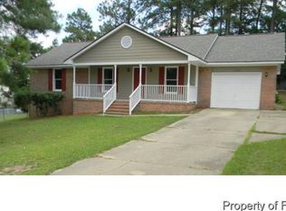 3389 Hawthorne St, Hope Mills, NC 28348