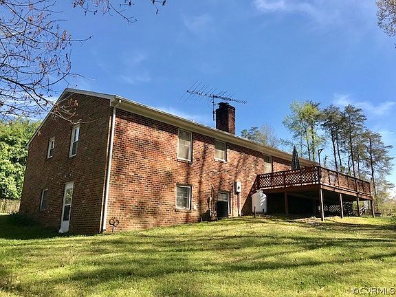 3rd image of 3178 Essex Mill Rd