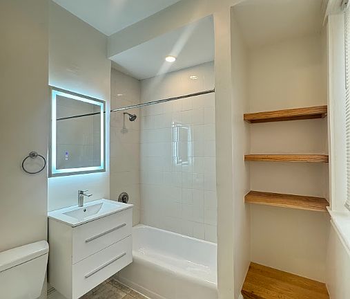 5th image of 1024 Commonwealth Ave #206