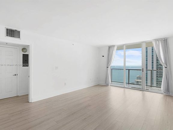 3rd image of 3105-1155 Brickell Bay Dr #3105
