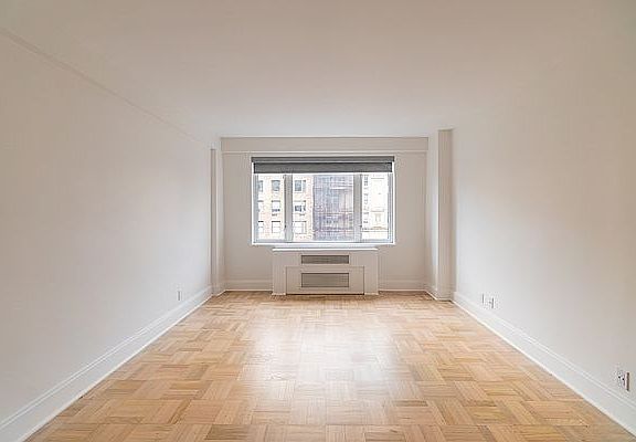 5th image of 920 Park Ave #5C