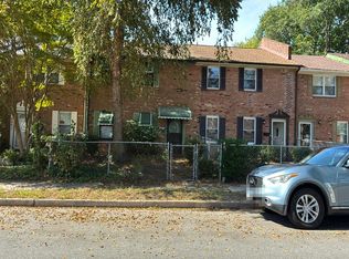 6963 E Tanners Creek Dr, Norfolk, VA 23513