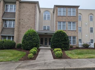 4825 Glen Ivy Ln SW APT 313, Roanoke, VA 24018