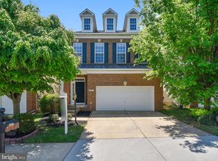 8357 Middle Ruddings Dr, Lorton, VA 22079