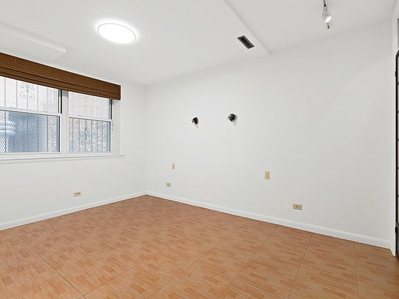 5th image of 210 W 19th St APT 1F