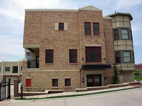 1st image of 223 N Gerary Ave #36