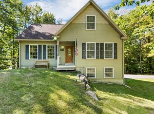 8 Marshall Ln, Center Barnstead, NH 03225