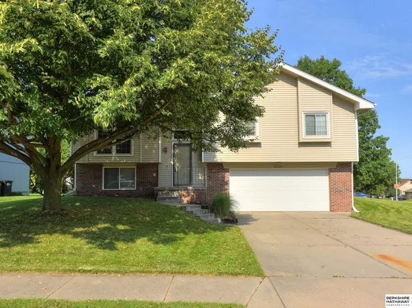 5528 N 129th St, Omaha, NE 68164