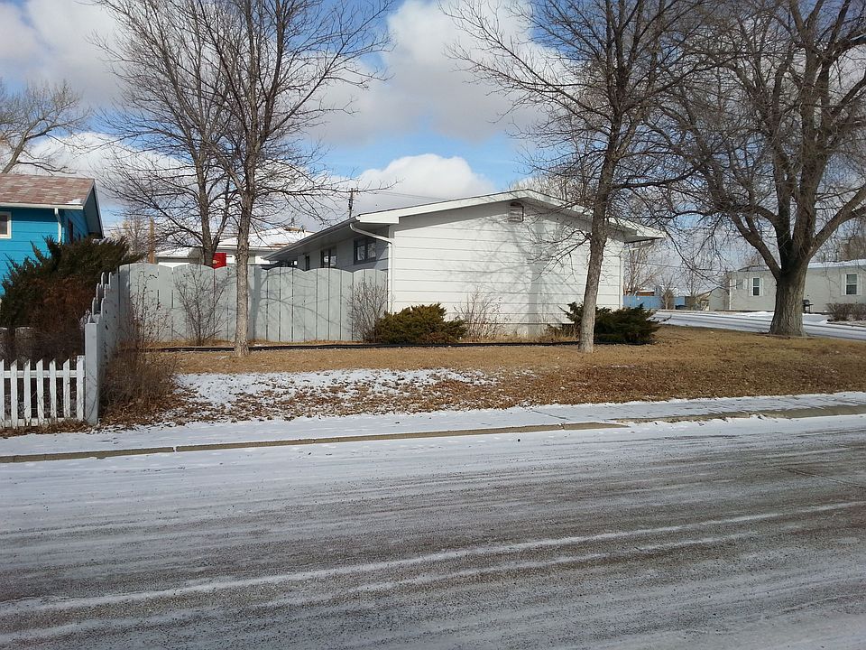 2nd image of 1001 2nd Ave N