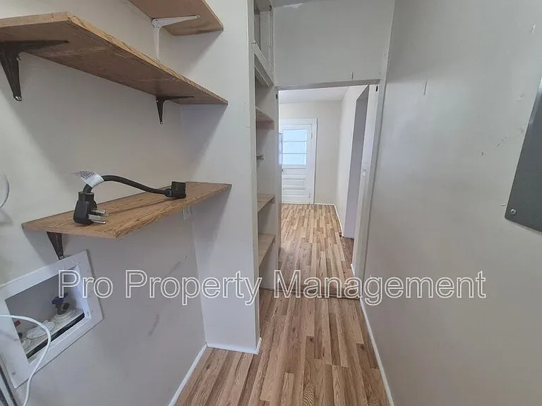 25 Howard Ave #2 — Photo 10