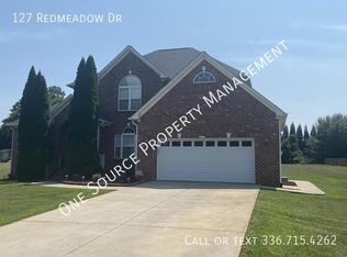 127 Redmeadow Dr, Advance, NC 27006