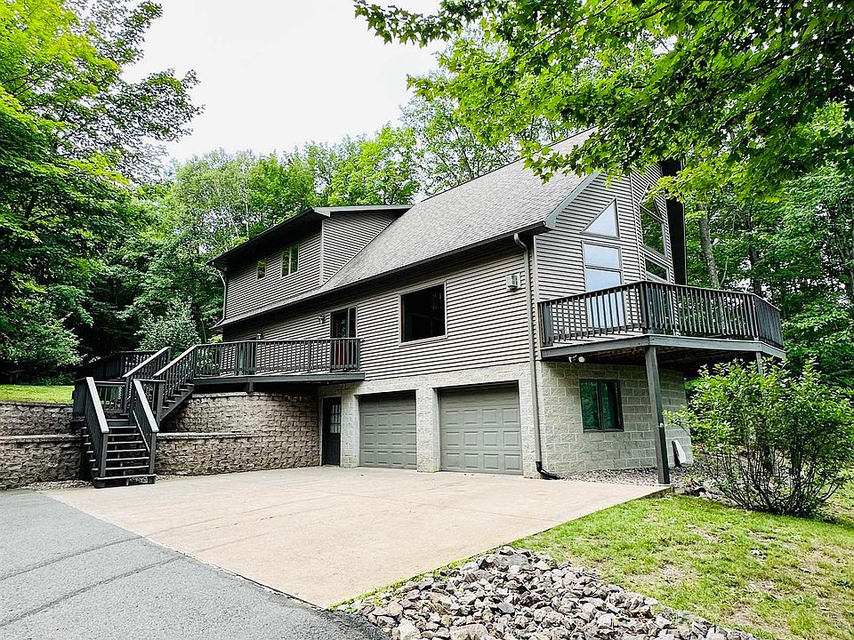 208 Shoreline Dr, Negaunee, MI 49866 MLS 50119637 Zillow