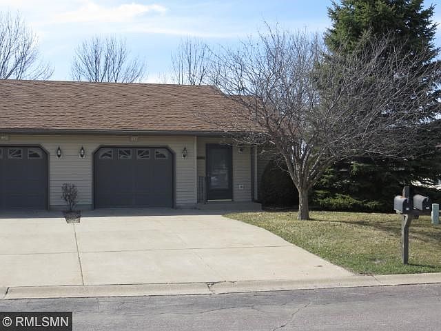 1st image of 442 N Rolling Hills Dr