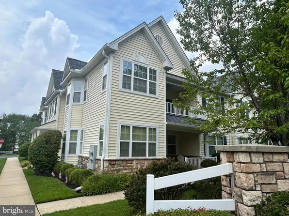 86 Pelican Pl, Thorofare, NJ 08086