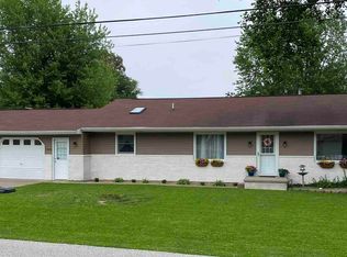 1004 NW 2nd St, Washington, IN 47501