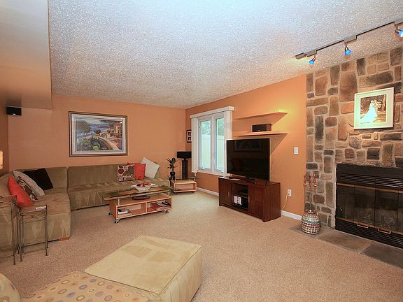 3rd image of 617 Branch Dr