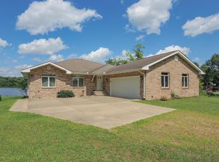22630 Schweitzer Rd, Centreville, MI 49032