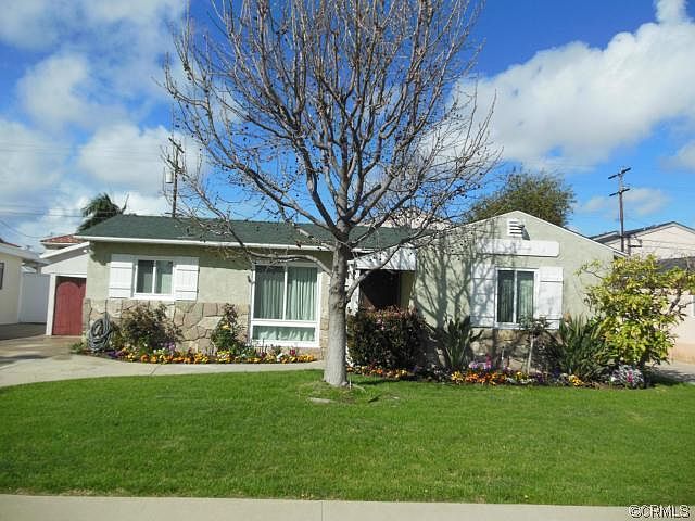 1st image of 22925 Meyler Ave